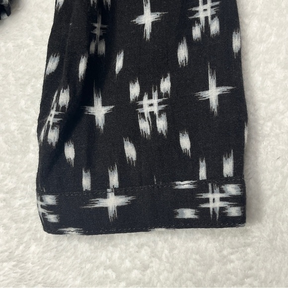 Cloth & Stone Women's Blouse Top Kasuri Hipster Star Print Black White Large - Picture 8 of 14